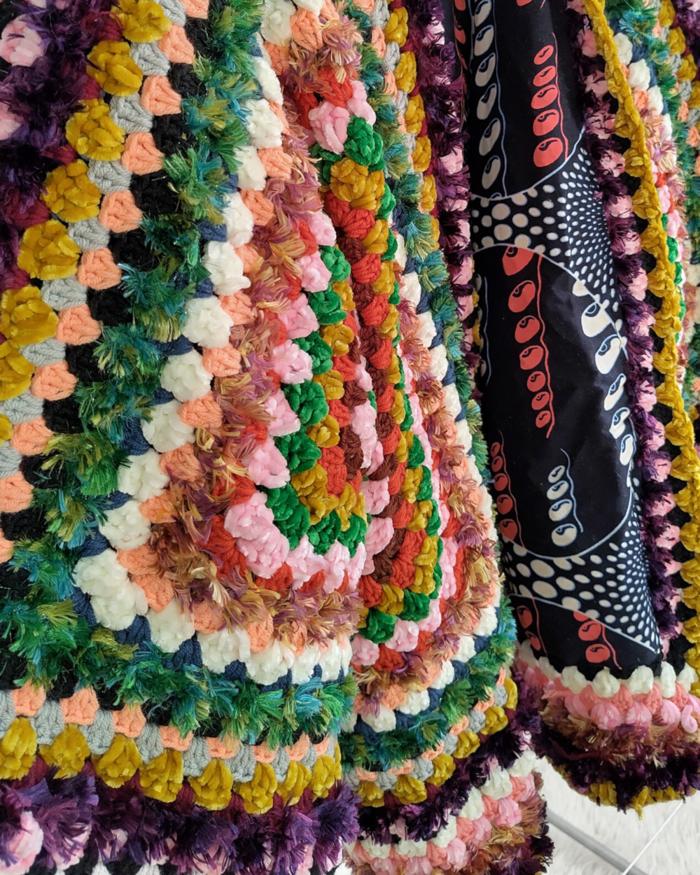 wildcat-independent-kimono-fluffy-and-flashy_close-up Wildcat Independent Kimono - wild & cozy